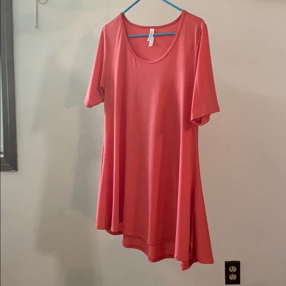Medium perfect tee - Picture 1 of 3